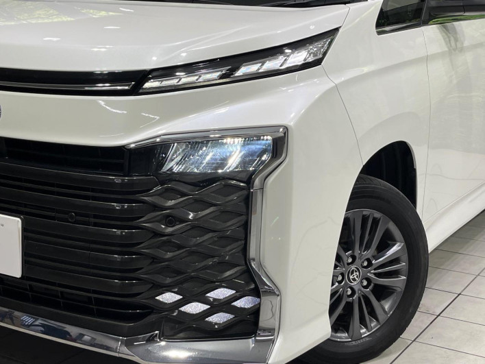 2023 Toyota Voxy 6BA-MZRA95W (UW-6a16611abd29e)[28]