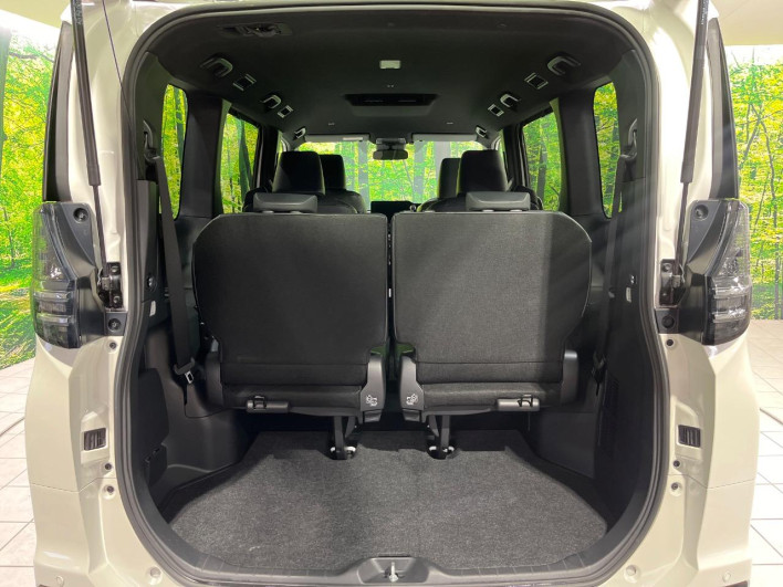 2023 Toyota Voxy 6BA-MZRA95W (UW-6a16611abd29e)[16]