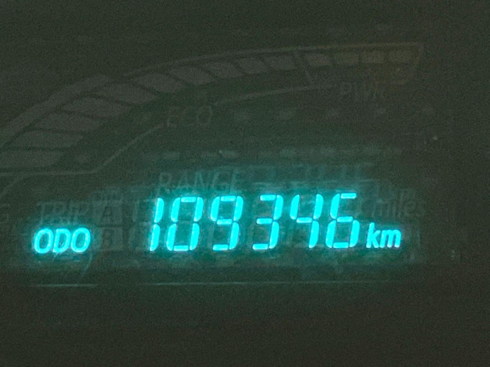 2013 Toyota Aqua DAA-NHP10 (UW-6a16611f3d05e)[2]