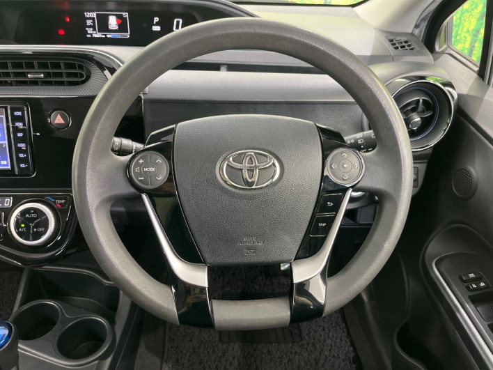 2019 Toyota Aqua DAA-NHP10 (UW-6a166121276ed)[29]