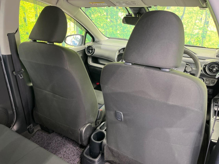 2019 Toyota Aqua DAA-NHP10 (UW-6a166121276ed)[27]