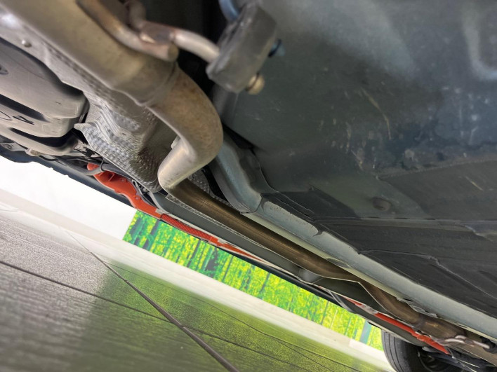 2019 Toyota Aqua DAA-NHP10 (UW-6a166121276ed)[19]
