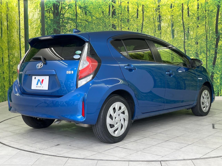 2019 Toyota Aqua DAA-NHP10 (UW-6a166121276ed)[13]