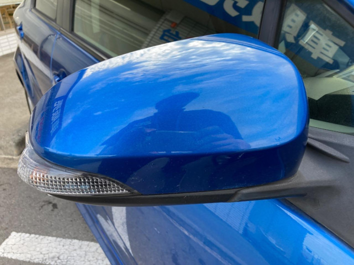 2012 Toyota Aqua DAA-NHP10 (UW-6a1661238e049)[10]