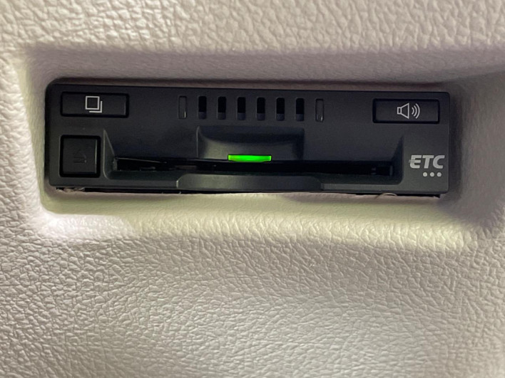 2015 Toyota Sienta DAA-NHP170G (UW-6a16612669e78)[25]