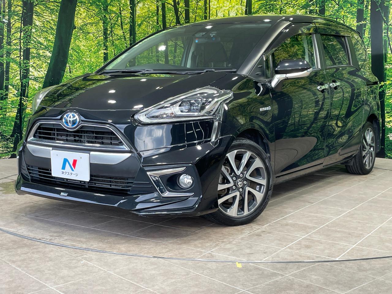 2015 Toyota Sienta DAA-NHP170G