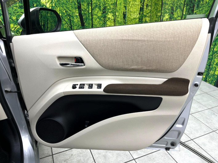 2016 Toyota Sienta DBA-NSP170G (UW-6a16612a82d2e)[7]