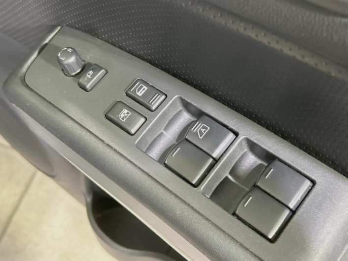 2013 Nissan X-Trail DBA-NT31 (UW-6a16612e80865)[15]