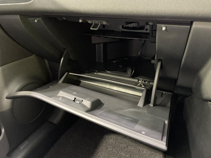 2013 Nissan X-Trail DBA-NT31 (UW-6a16612e92f8a)[25]