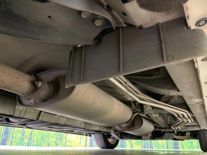 2010 Nissan Elgrand DBA-PE52 (UW-6a166133d2ee4)[24]