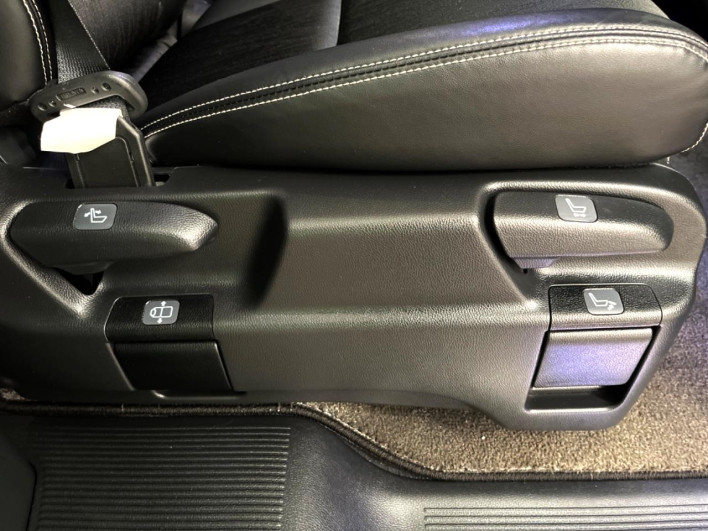 2017 Honda Odyssey Hybrid DAA-RC4 (UW-6a166135b41db)[20]