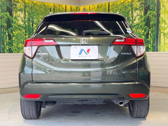 2017 Honda VEZEL DAA-RU3 (UW-6a16613c86f63)[24]
