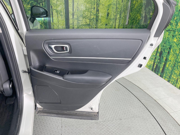 2021 Honda VEZEL 6AA-RV5 (UW-6a16613f07d15)[29]