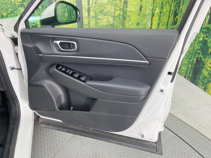 2021 Honda VEZEL 6AA-RV5 (UW-6a16613f07d15)[28]