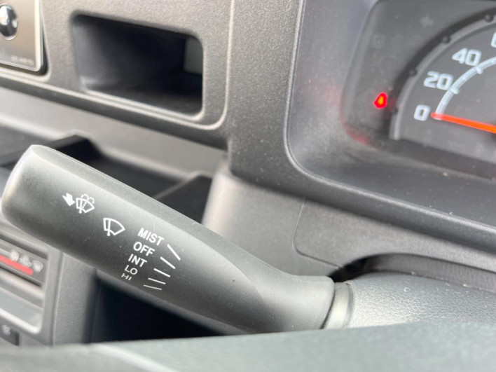 2018 Daihatsu Hiace Truck EBD-S500P (UW-6a166146e8aaf)[29]