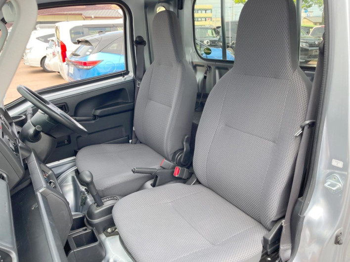 2018 Daihatsu Hiace Truck EBD-S500P (UW-6a166146e8aaf)[18]
