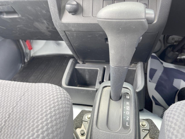 2018 Daihatsu Hiace Truck EBD-S500P (UW-6a166146e8aaf)[23]