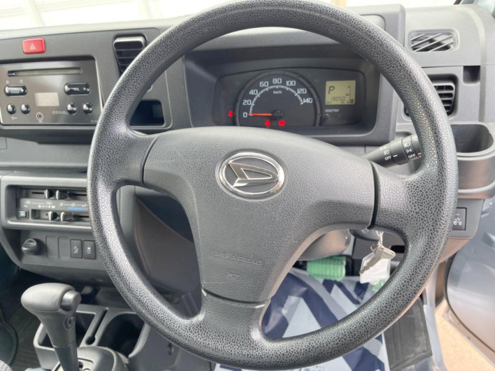 2018 Daihatsu Hiace Truck EBD-S500P (UW-6a166146e8aaf)[16]