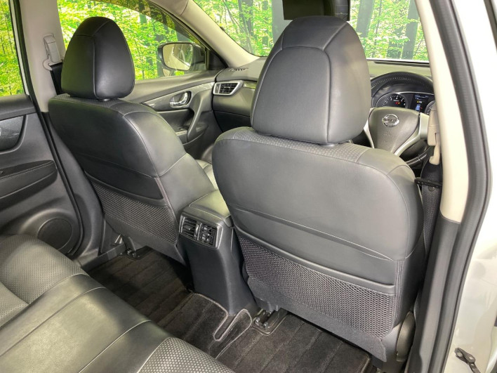 2016 Nissan X-Trail DBA-T32 (UW-6a16614f1f6d4)[28]