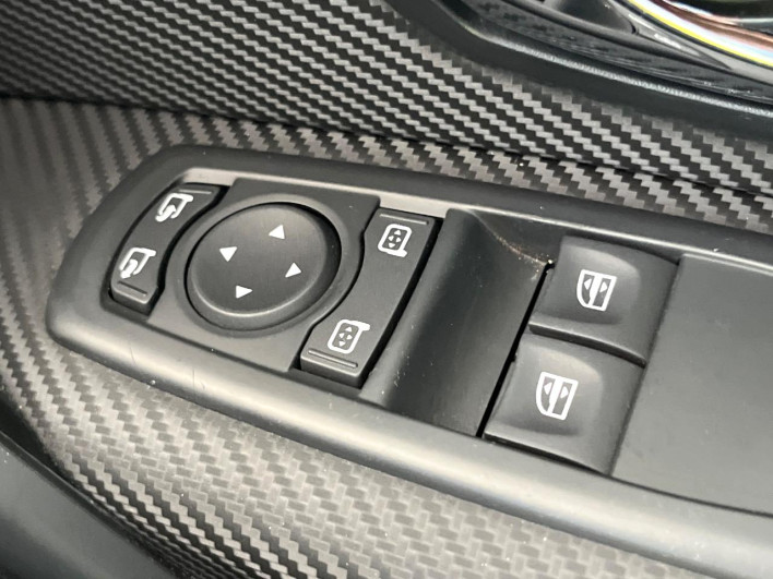 2017 Renault Megane ABA-DZF4R (UW-6a166159854d1)[22]