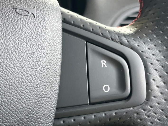2017 Renault Megane ABA-DZF4R (UW-6a166159854d1)[26]