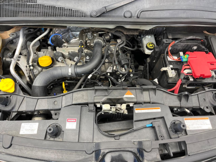 2019 Renault Kangoo ABA-KWH5F1 (UW-6a16615988f99)[25]