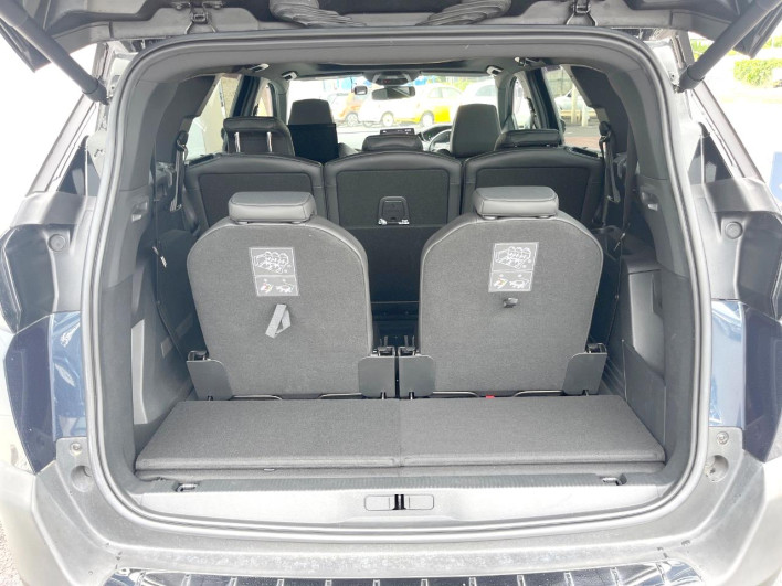 2018 Peugeot 5008 LDA-P87AH01 (UW-6a16615a34877)[11]