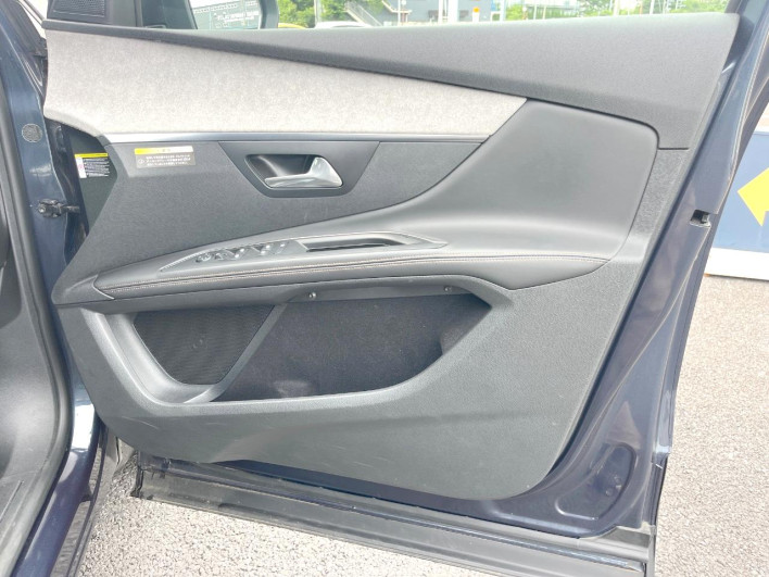 2018 Peugeot 5008 LDA-P87AH01 (UW-6a16615a34877)[27]