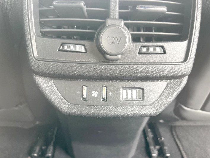 2018 Peugeot 5008 LDA-P87AH01 (UW-6a16615a34877)[24]