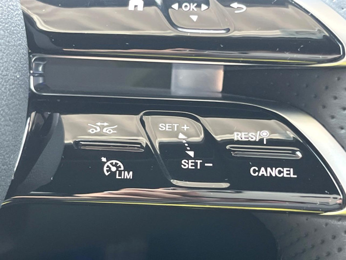 2023 Mercedes Benz C CLASS STATION WAGON 3CA-206204C (UW-6a16615f3f397)[9]