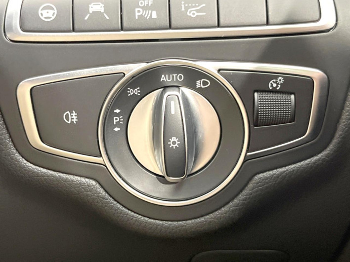 2019 Mercedes Benz C CLASS STATION WAGON LDA-205214 (UW-6a166165e69ac)[26]