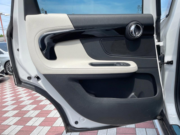 2024 Rover Mini 3DA-42BT20 (UW-6a166168918a3)[28]