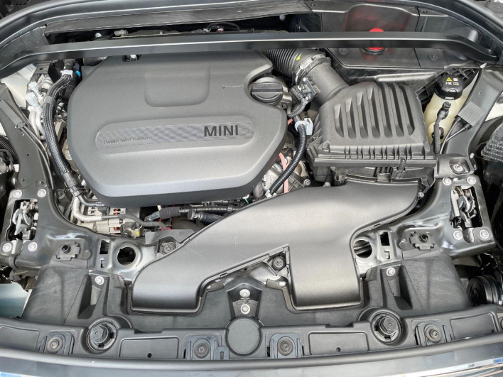 2024 Rover Mini 3DA-42BT20 (UW-6a166168918a3)[4]