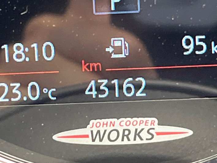 2020 Rover Mini 3BA-JZJCWM (UW-6a166168cc7c1)[2]