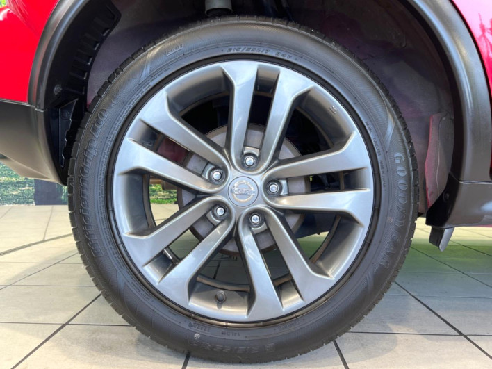 2014 Nissan JUKE DBA-YF15 (UW-6a16616bb9de9)[24]
