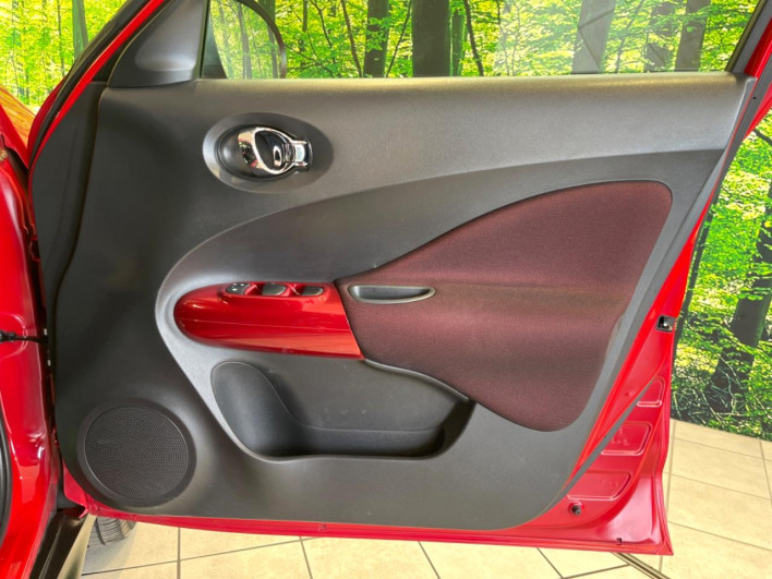 2014 Nissan JUKE DBA-YF15 (UW-6a16616bb9de9)[20]