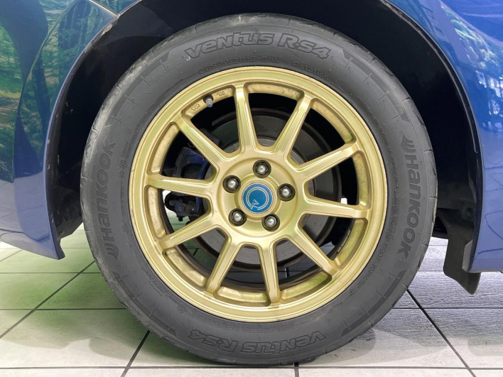 2013 Toyota 86 DBA-ZN6 (UW-6a166170a281e)[27]