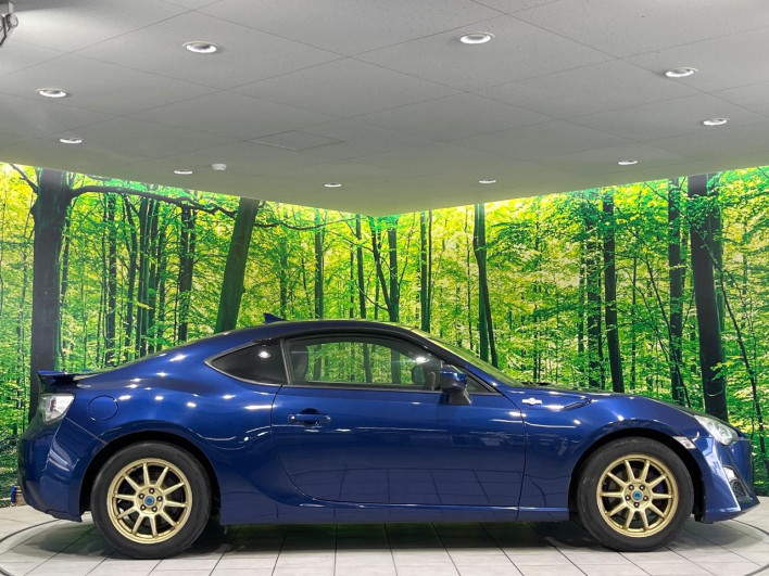 2013 Toyota 86 DBA-ZN6 (UW-6a166170a281e)[17]