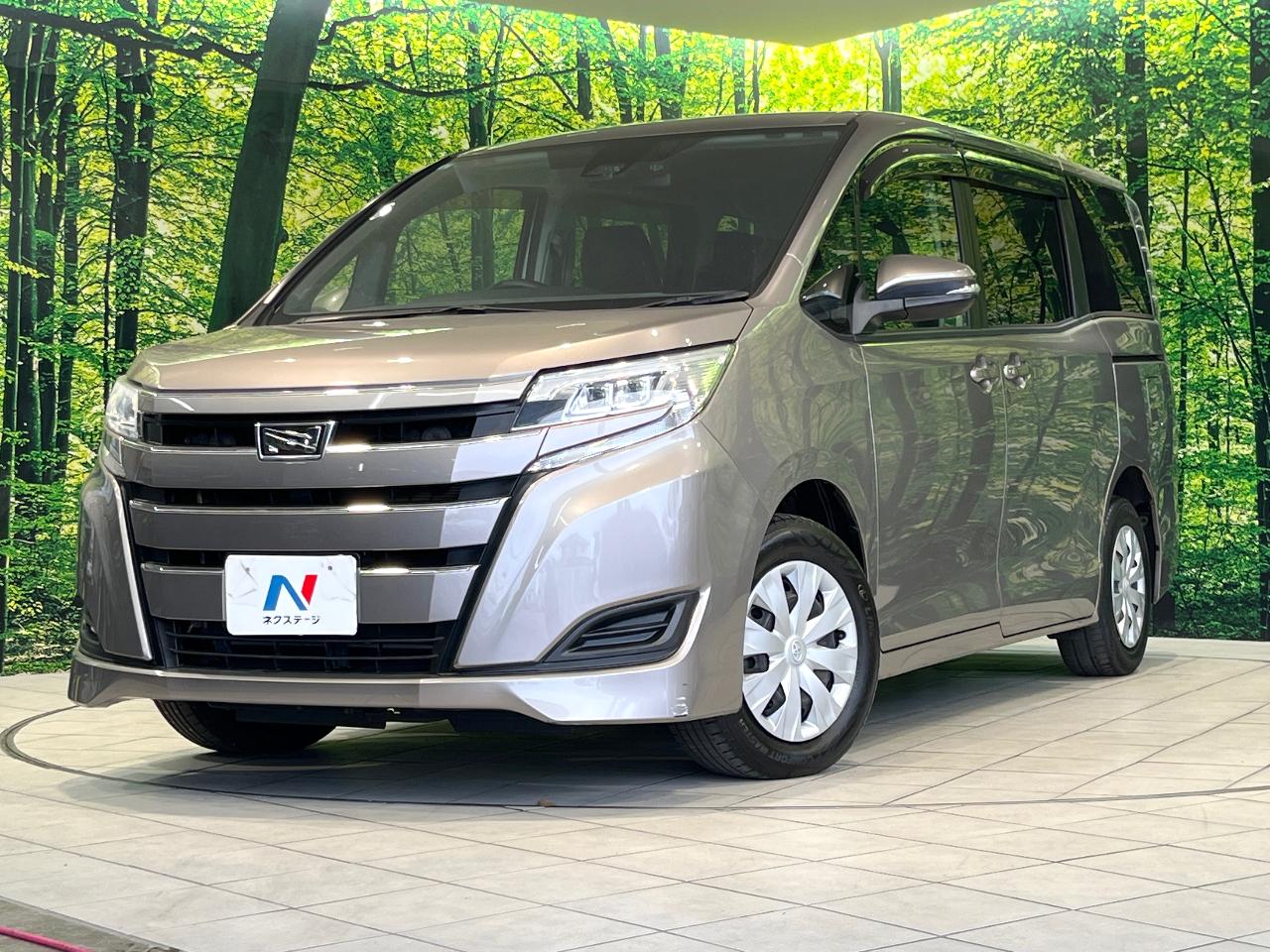 2017 Toyota Noah DBA-ZRR80G