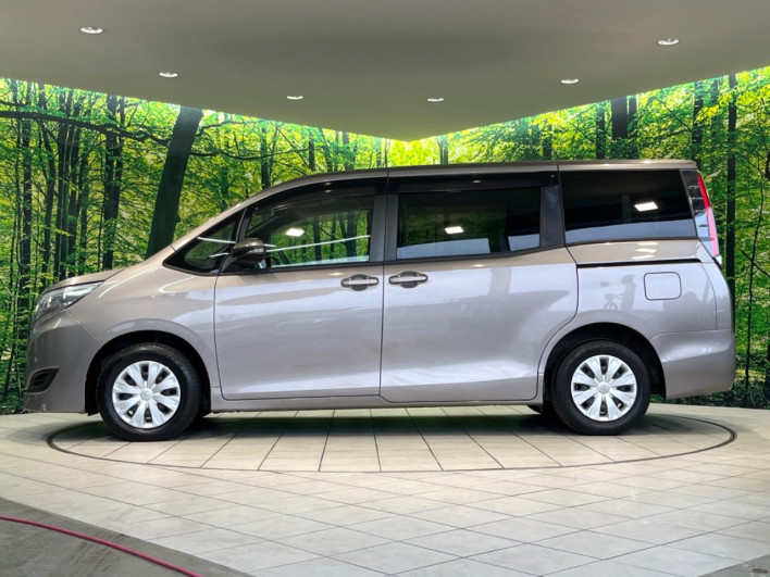 2017 Toyota Noah DBA-ZRR80G (UW-6a166177a3442)[13]