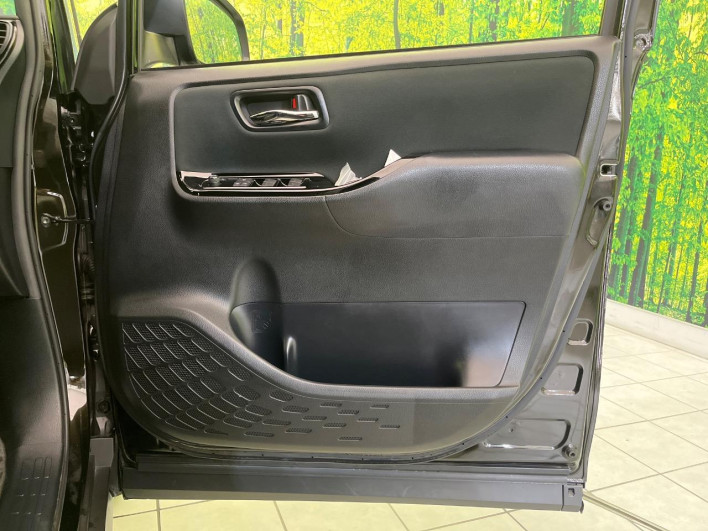 2020 Toyota Voxy 3BA-ZRR80W (UW-6a16617cf1368)[16]