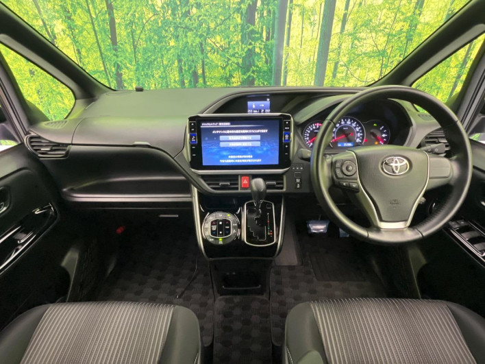 2020 Toyota Voxy 3BA-ZRR80W (UW-6a16617cf1368)[14]