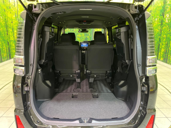 2020 Toyota Voxy 3BA-ZRR80W (UW-6a16617cf1368)[9]