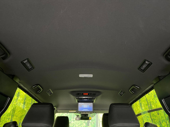 2020 Toyota Voxy 3BA-ZRR80W (UW-6a16617cf1368)[11]