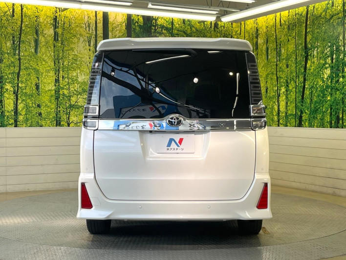 2020 Toyota Voxy 3BA-ZRR80W (UW-6a16617cf33ab)[29]