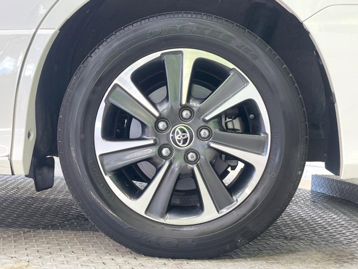 2020 Toyota Voxy 3BA-ZRR80W (UW-6a16617cf33ab)[21]