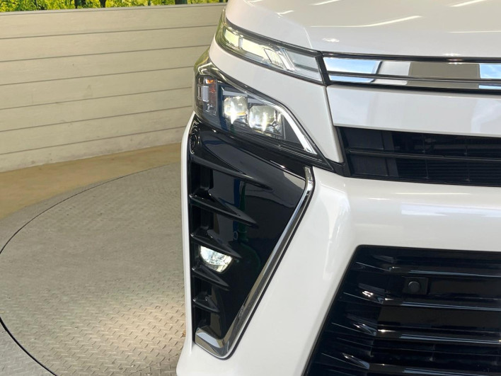 2020 Toyota Voxy 3BA-ZRR80W (UW-6a16617cf33ab)[10]