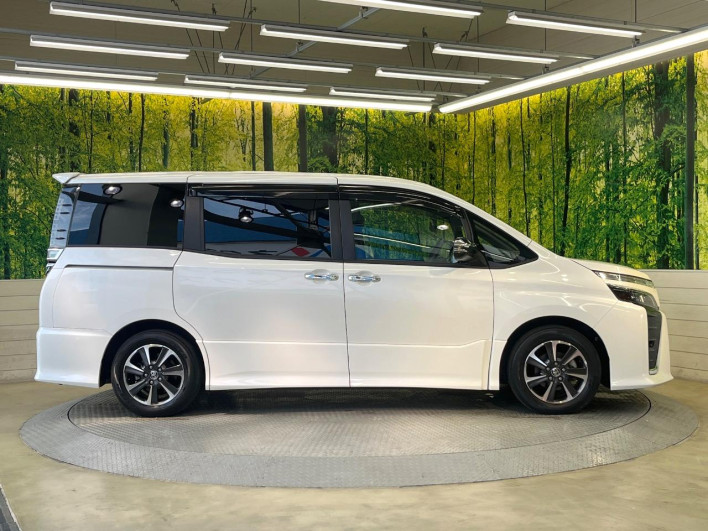 2020 Toyota Voxy 3BA-ZRR80W (UW-6a16617cf33ab)[27]