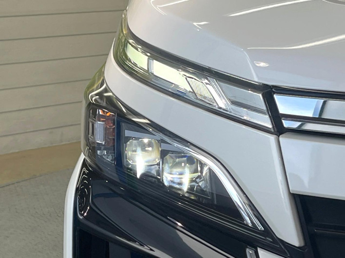 2020 Toyota Voxy 3BA-ZRR80W (UW-6a16617cf33ab)[8]
