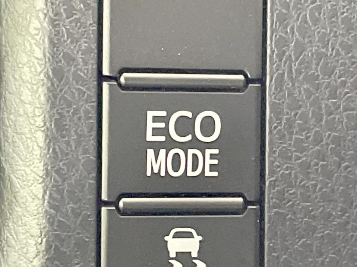 2014 Toyota Noah DBA-ZRR85W (UW-6a16617f7ddeb)[25]